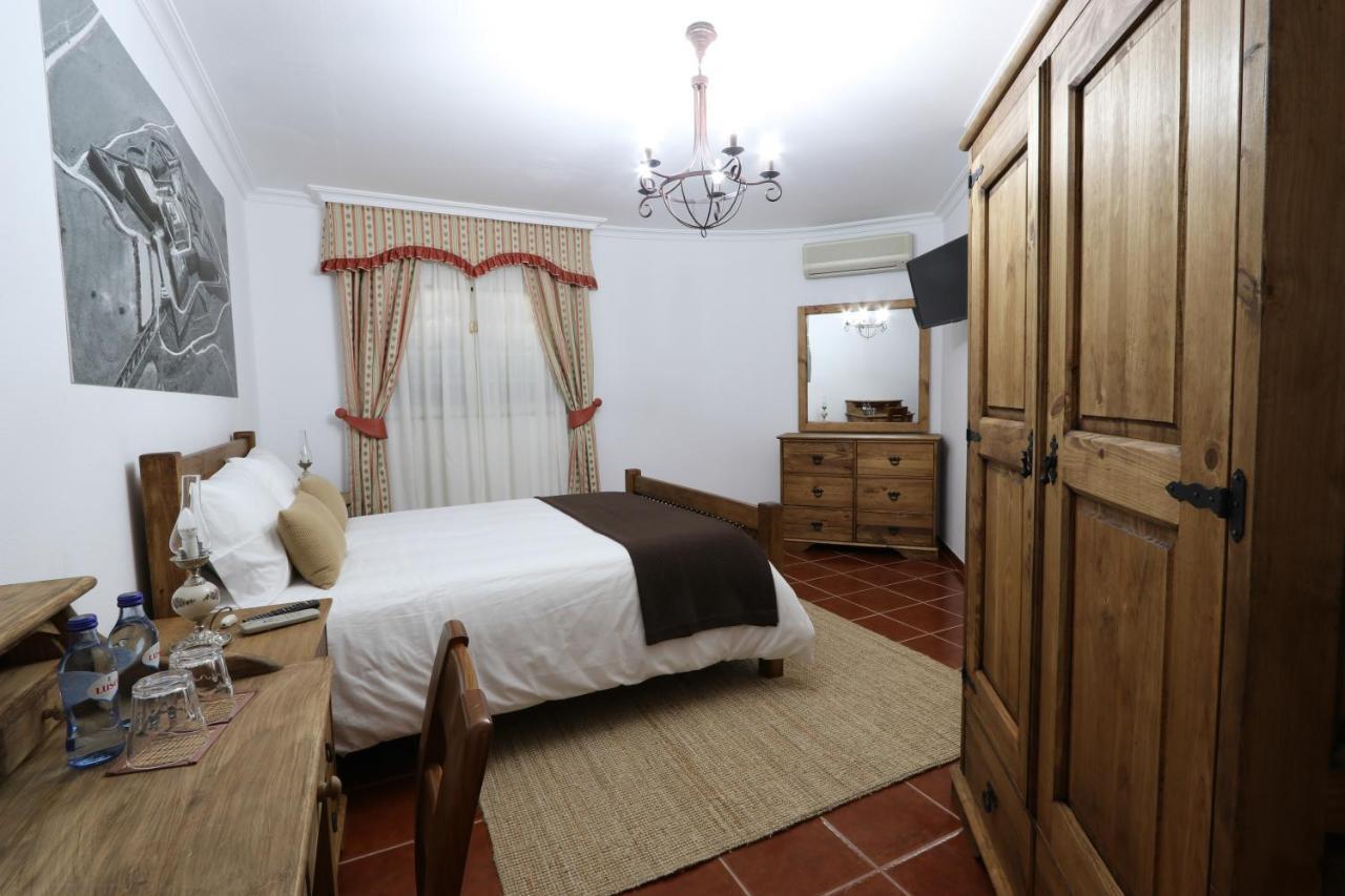 Monte Da Graca Bed & Breakfast Elvas Bagian luar foto